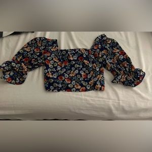 Cropped flower shirt